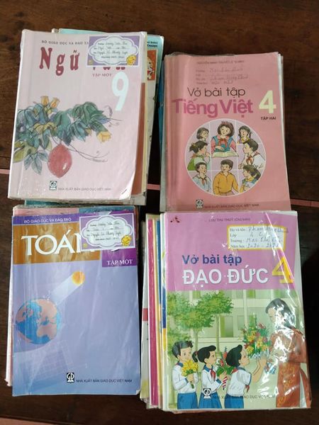  QUYÊN GÓP SÁCH VỞ CHO HỌC SINH KHÓ KHĂN
